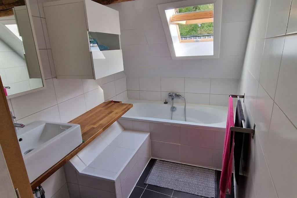 Maison Dans Un Des Plus Beaux Villages De Wallonie Gesves Buitenkant foto